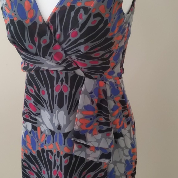 Banana Republic dress 👗 - Picture 3 of 8